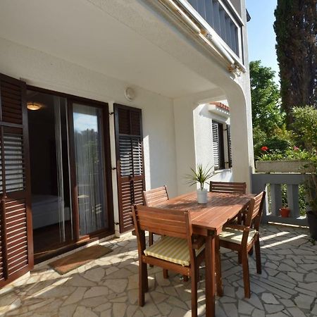 Apartment Vita Mali Lošinj Exteriör bild