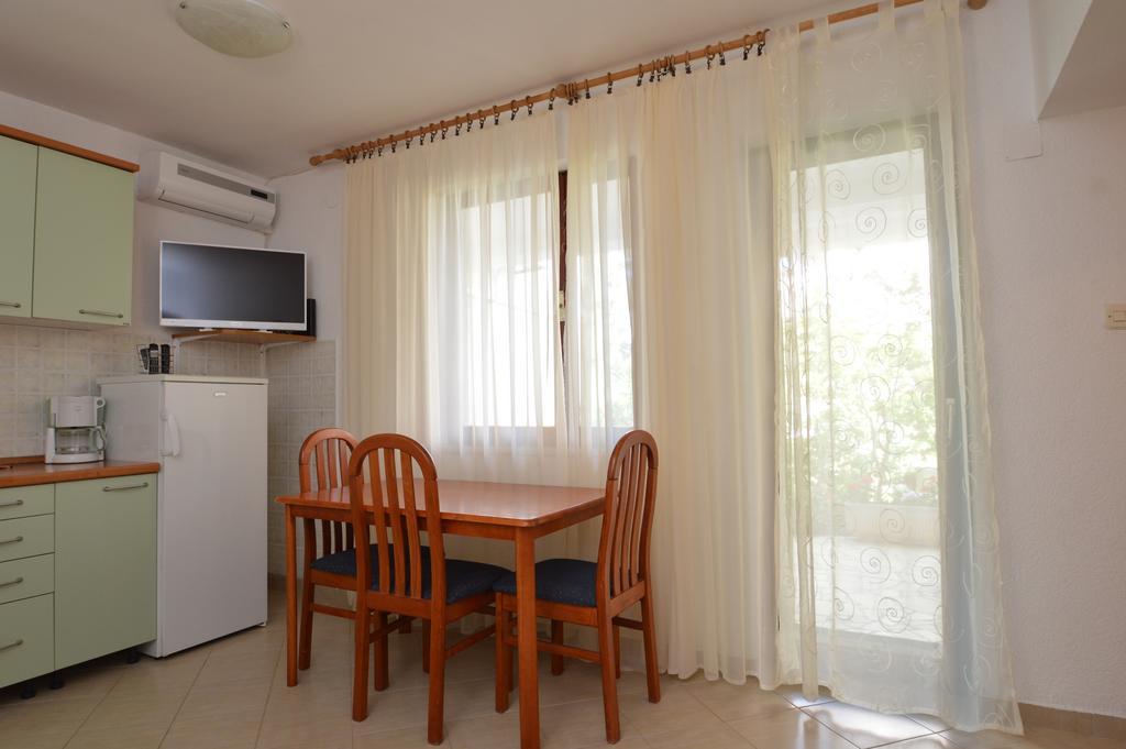 Apartment Vita Mali Lošinj Exteriör bild