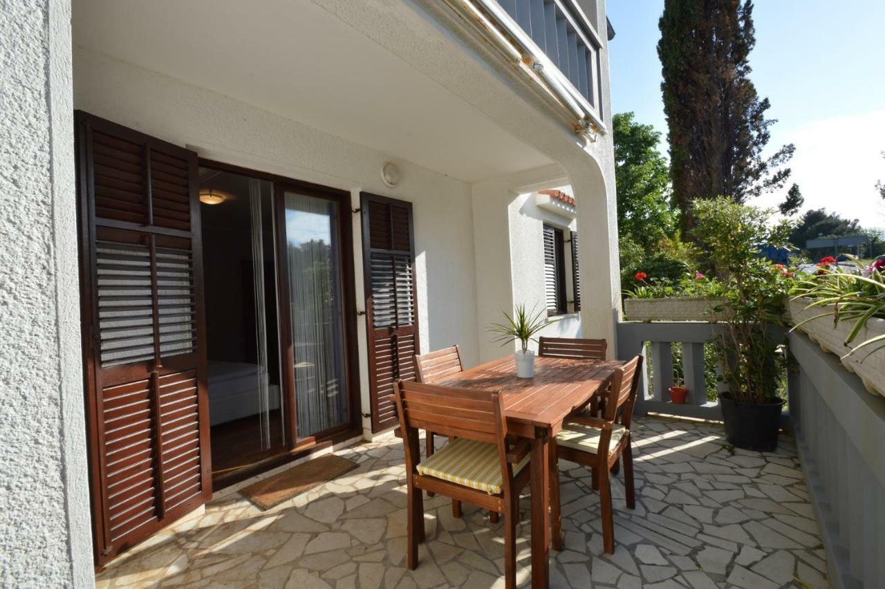 Apartment Vita Mali Lošinj Exteriör bild