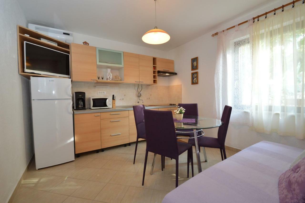 Apartment Vita Mali Lošinj Exteriör bild
