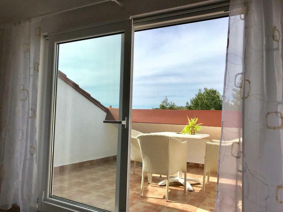 Apartment Vita Mali Lošinj Exteriör bild